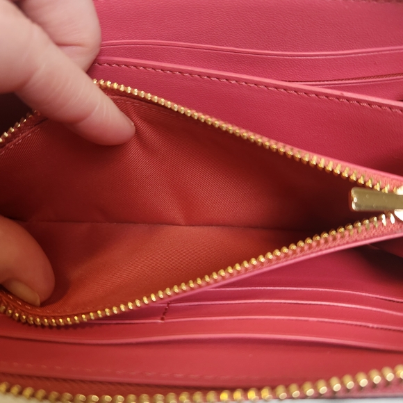 Coach Long Zip Around Leather Wallet Or Wristlet With Horse And Carriage - Picture 12 of 13